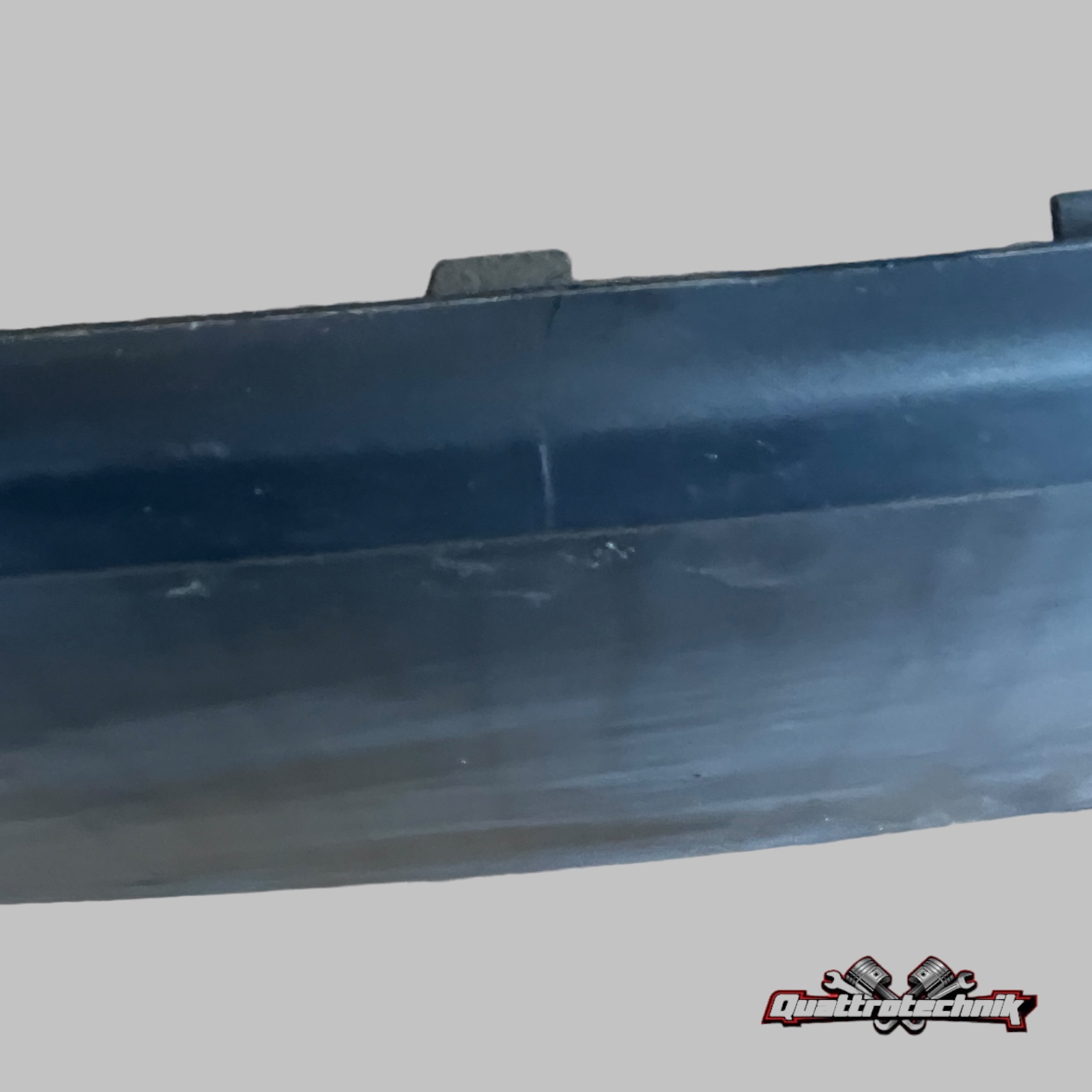 Original AUDI A8 S8 quattro 4E2 Kennzeichenhalter Platiniumgrau 4E0807285AD