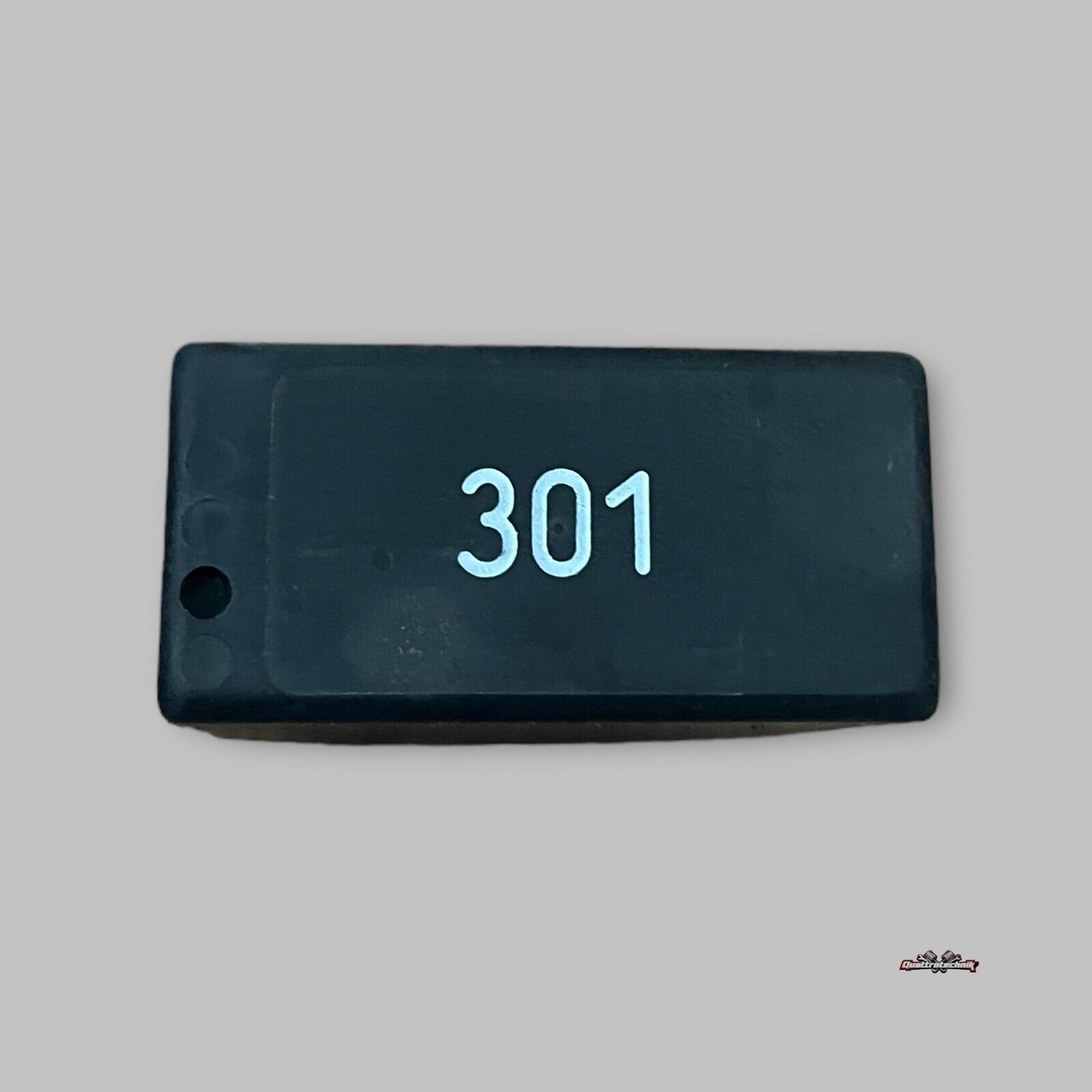 Relais 301 Glühlampenkontrolle Audi A3 A4 A6 A8 VW Passat 3B 3BG 4A0919471