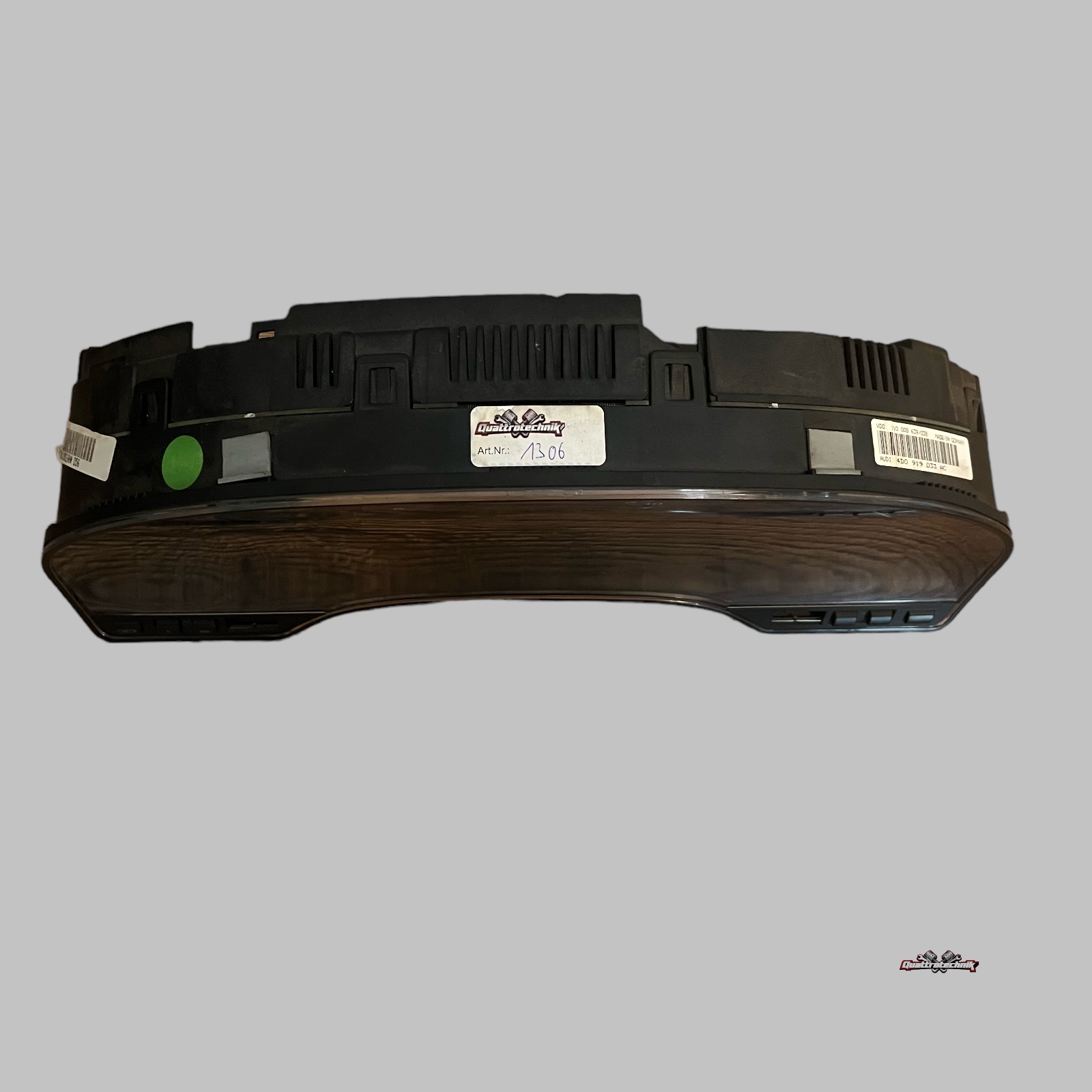 Audi A8 D2 VFl Tacho Kombiinstrument 4D0919033AC Km werden individuell angepasst