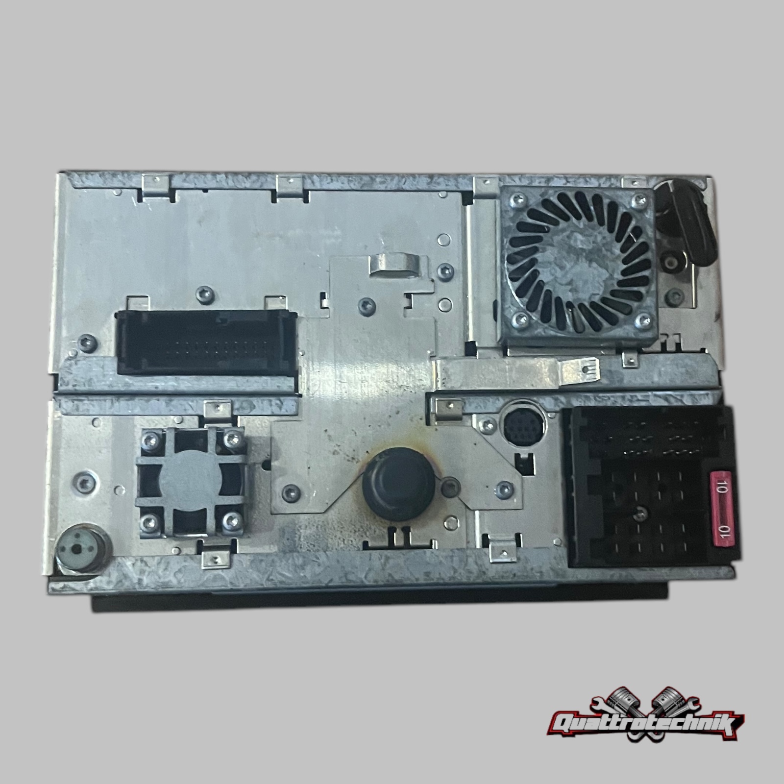 Audi A8 S8 W12 D2 Navigationssystem Radio Navi 4D0035192E ab 99 mit Code