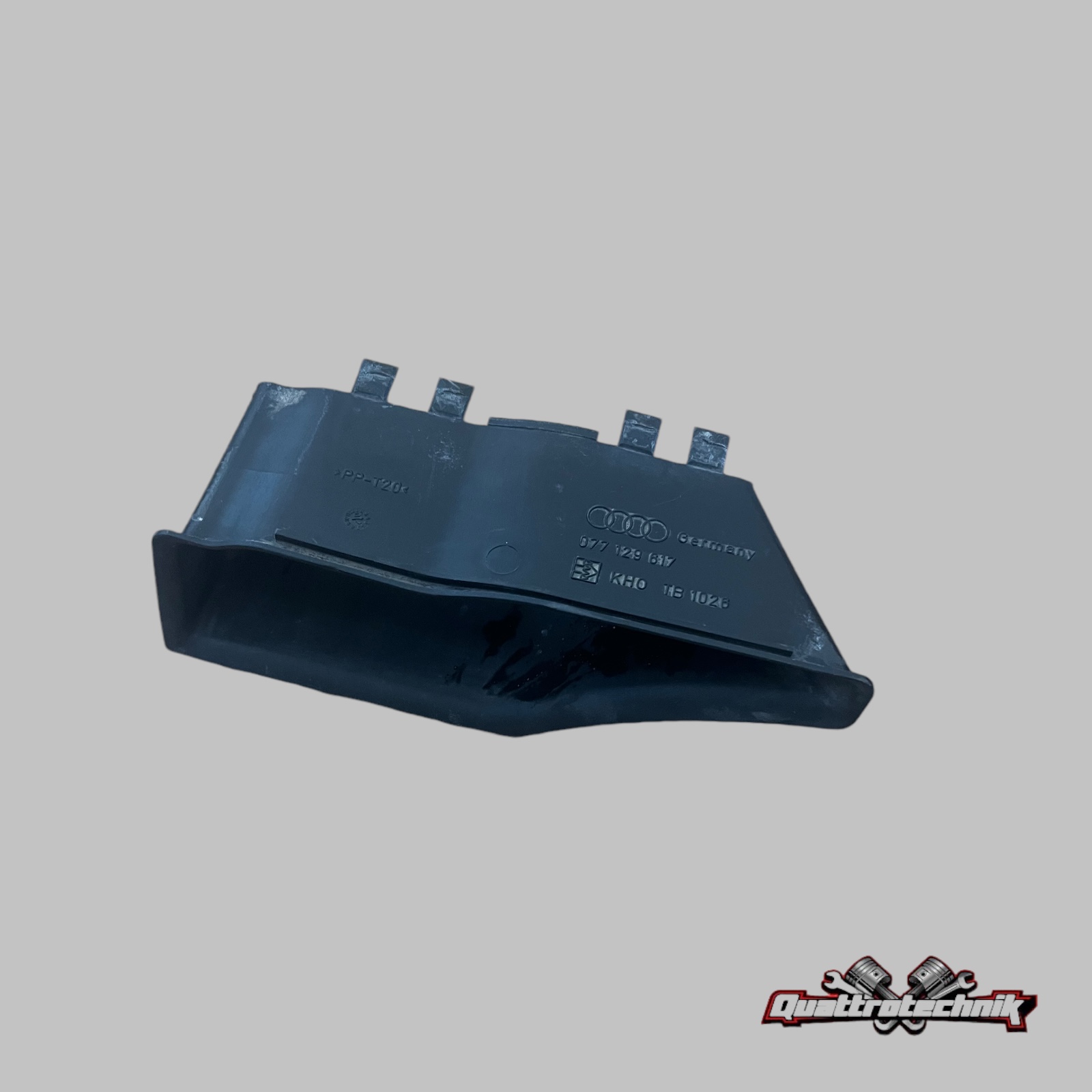 Audi A8 D2 V8 Luftrohr Lufteinlass  Luftführung  077129617