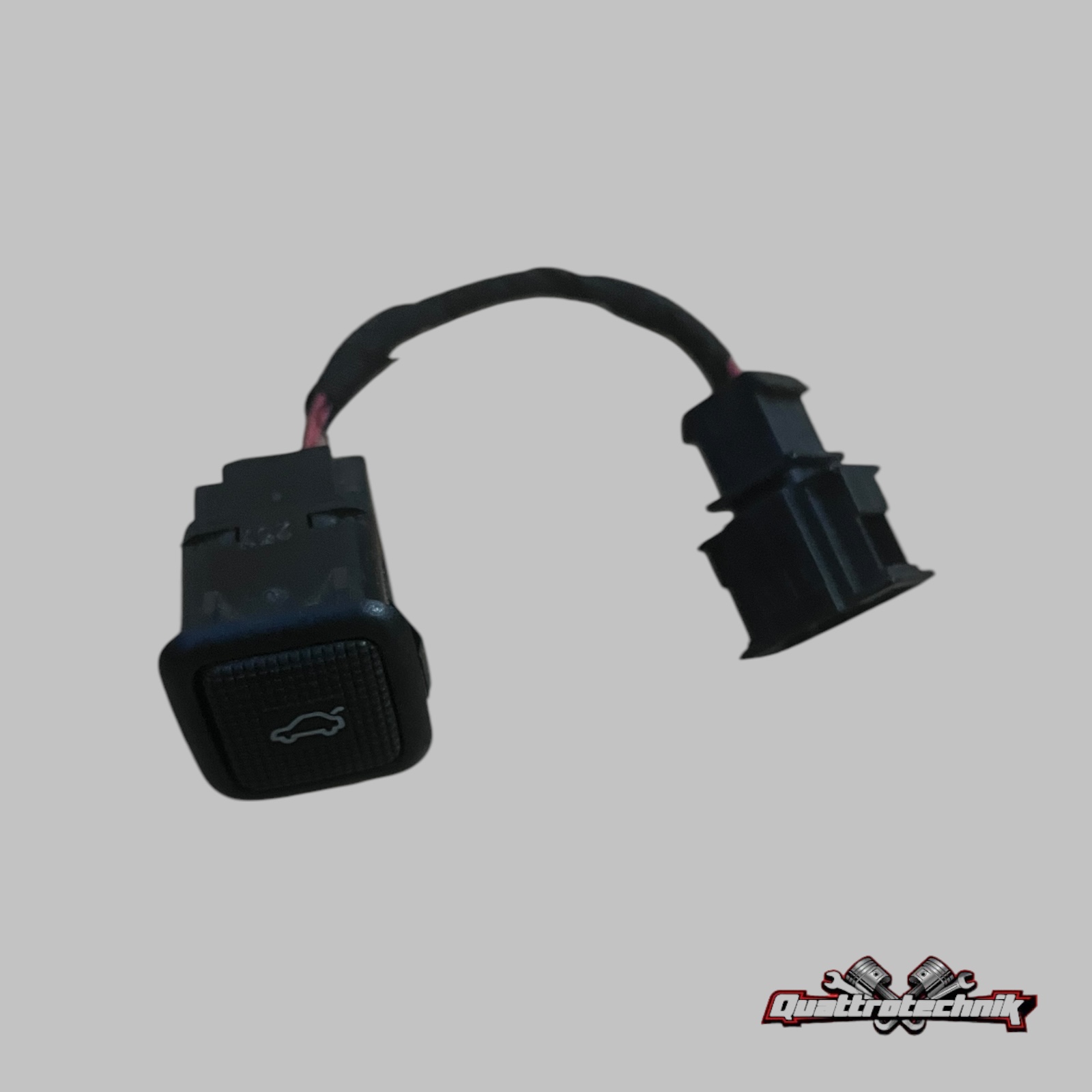 Audi A8 S8 D2 bis 1998 Schalter Kofferraum Heckklappe Kofferraumdeckel 4D0959831