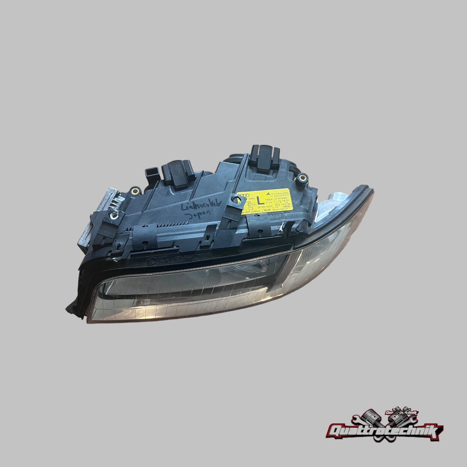 Audi A8 S8 W12 D2 Xenon Scheinwerfer SET Links & Rechts  nur Linksverkehr