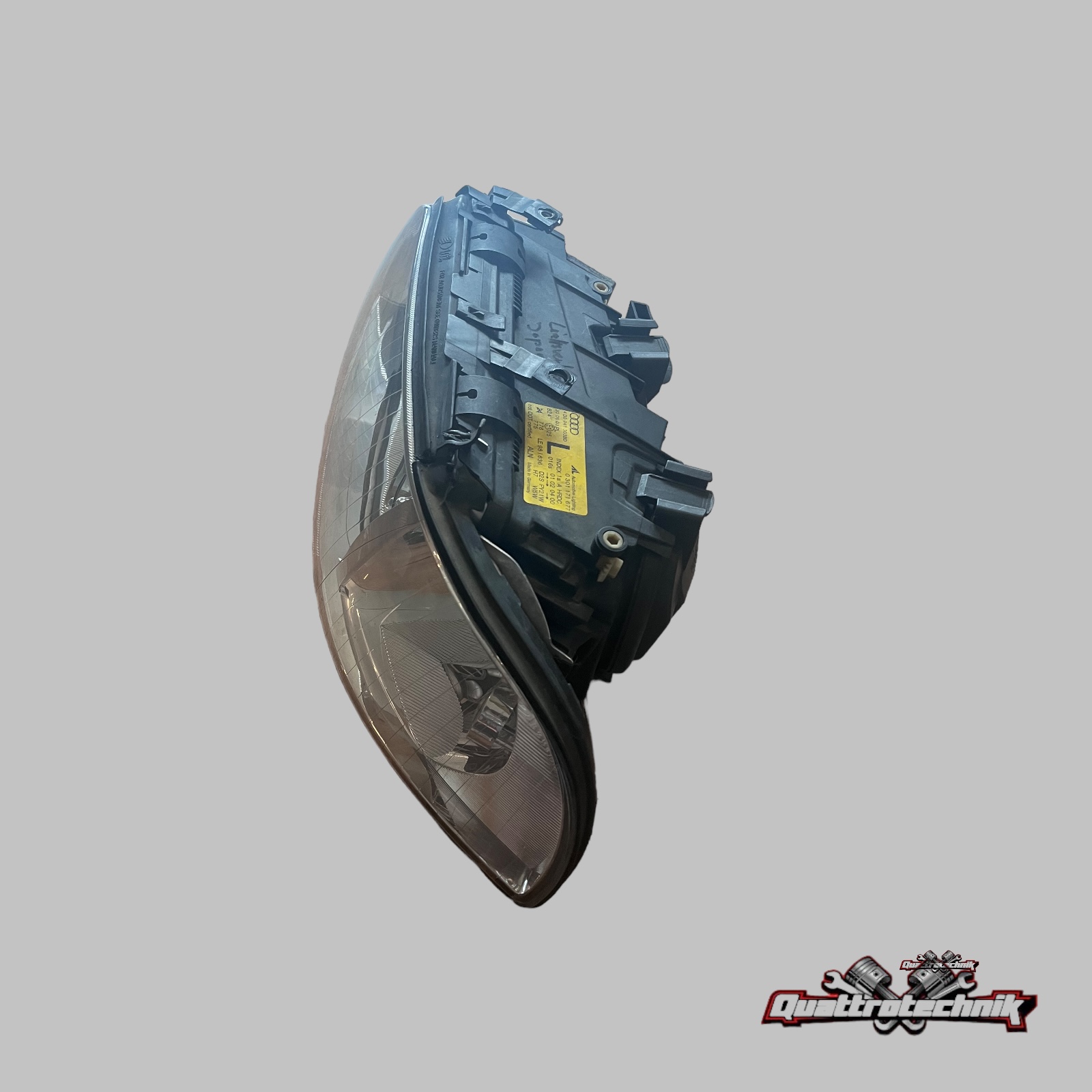 Audi A8 S8 W12 D2 Xenon Scheinwerfer SET Links & Rechts  nur Linksverkehr