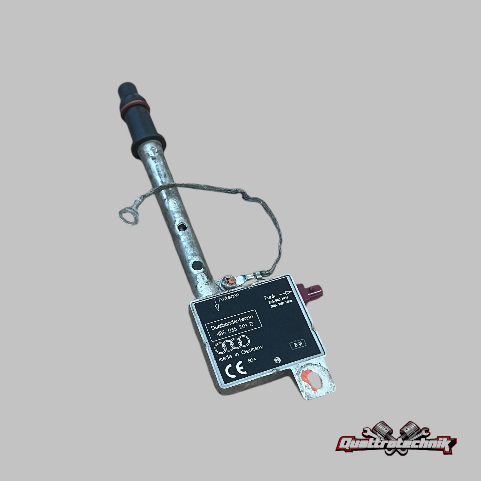 Audi A8 S8 W12 D2 Original Antenne Antennenfuß 4B5035501D