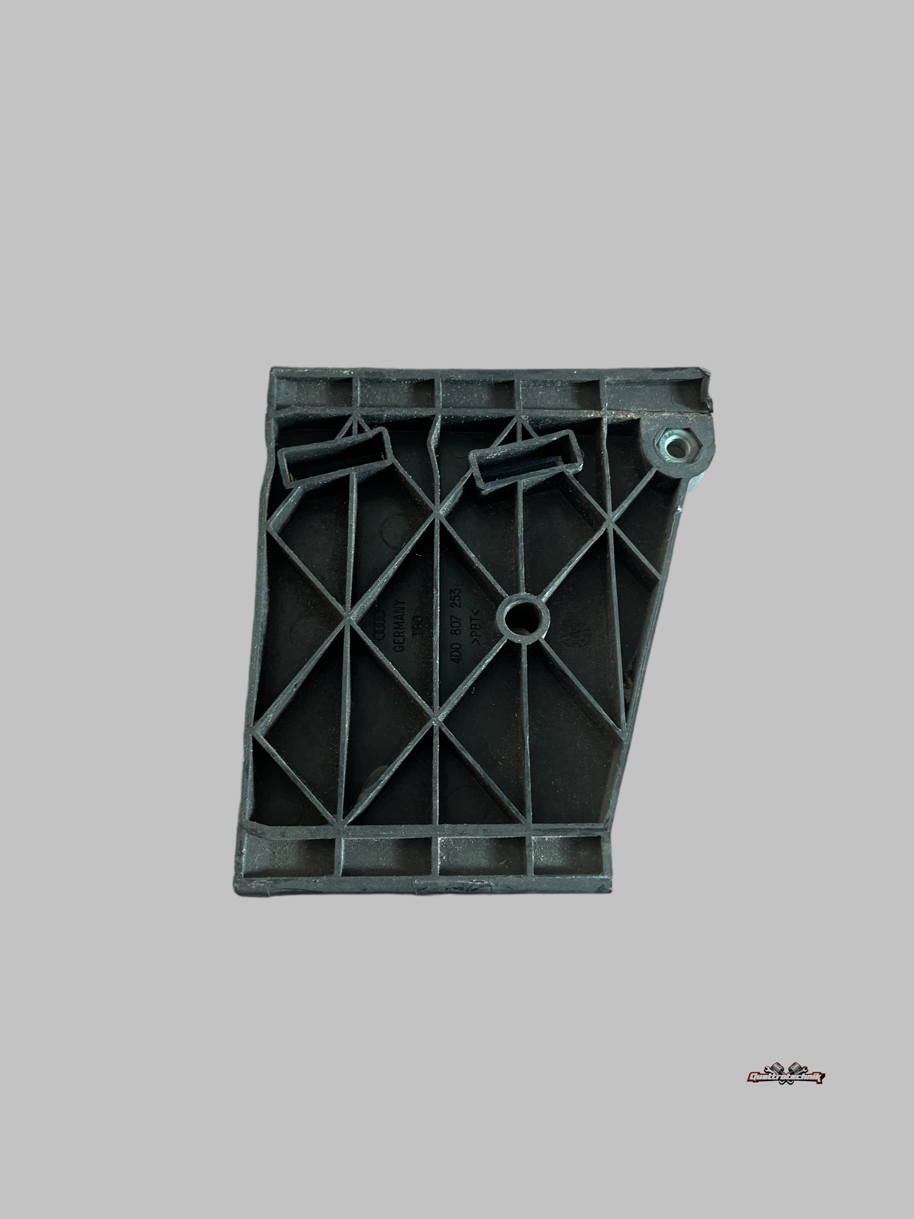 Audi A8 S8 D2 VFL 94-98 Führungsteil Halter Stoßstange vorn links 4D0807253