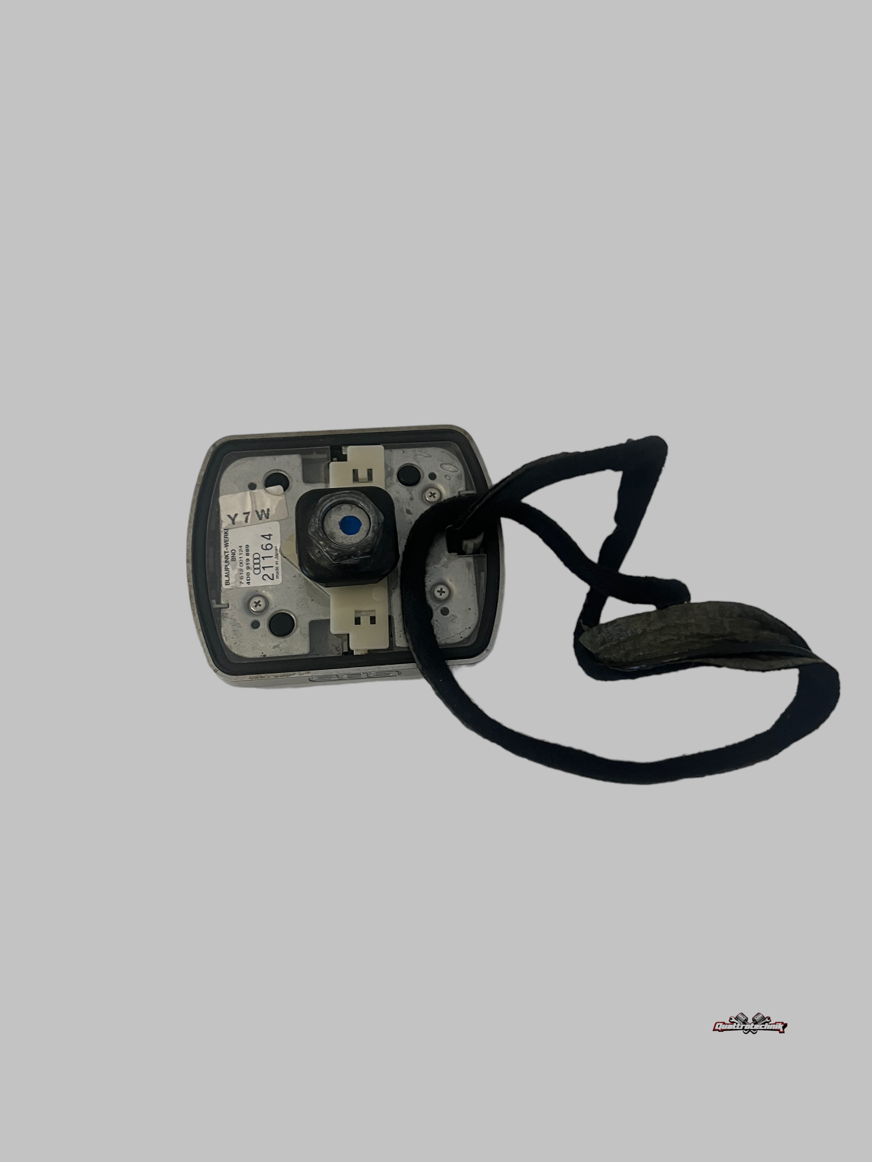 GPS Antenne Navigation Audi A8 S8 4D Naviantenne 4D0919889 Lichtsilber LY7W