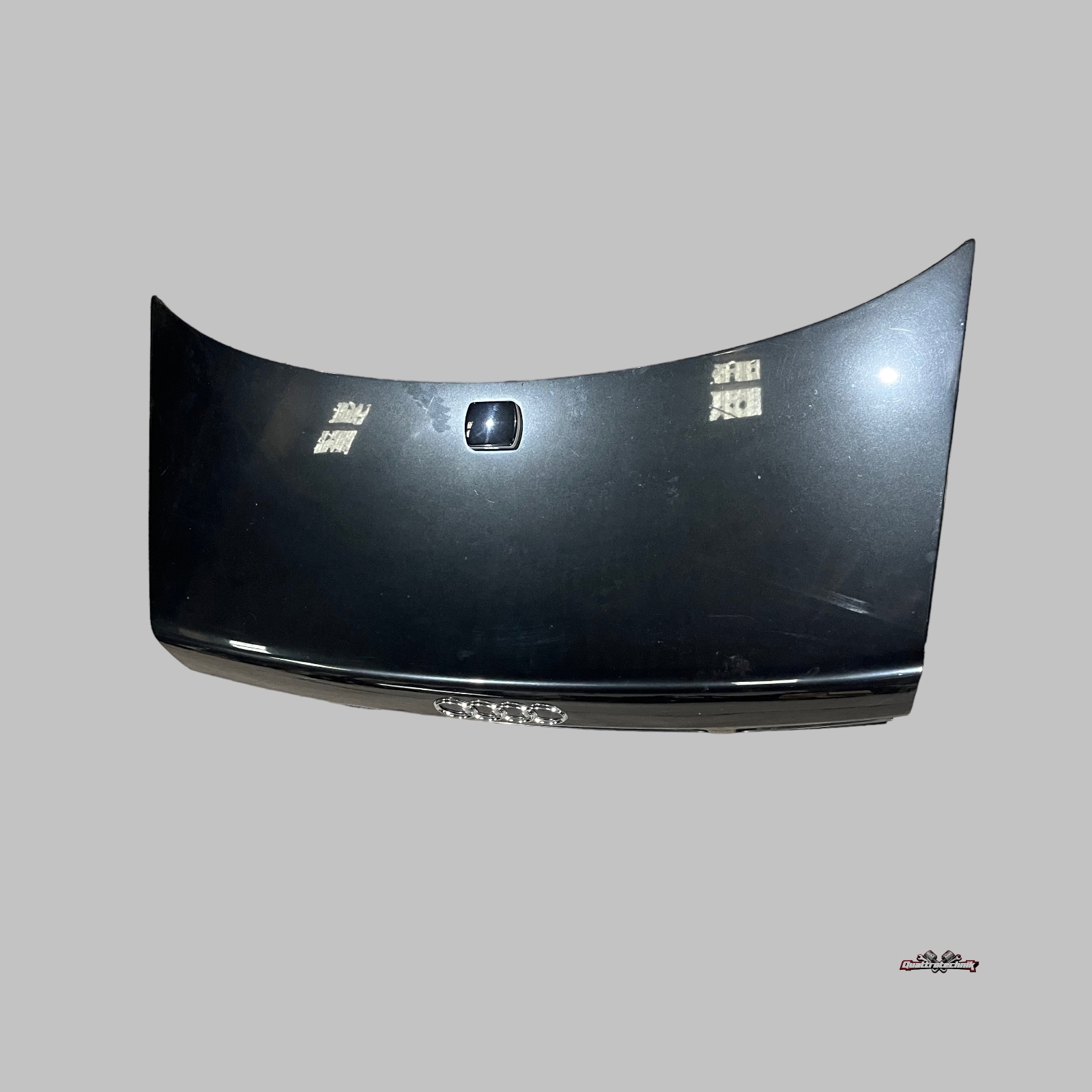Original Audi A8 D2 94-02 Heckklappen 4D0827023N für Navi-Antenne