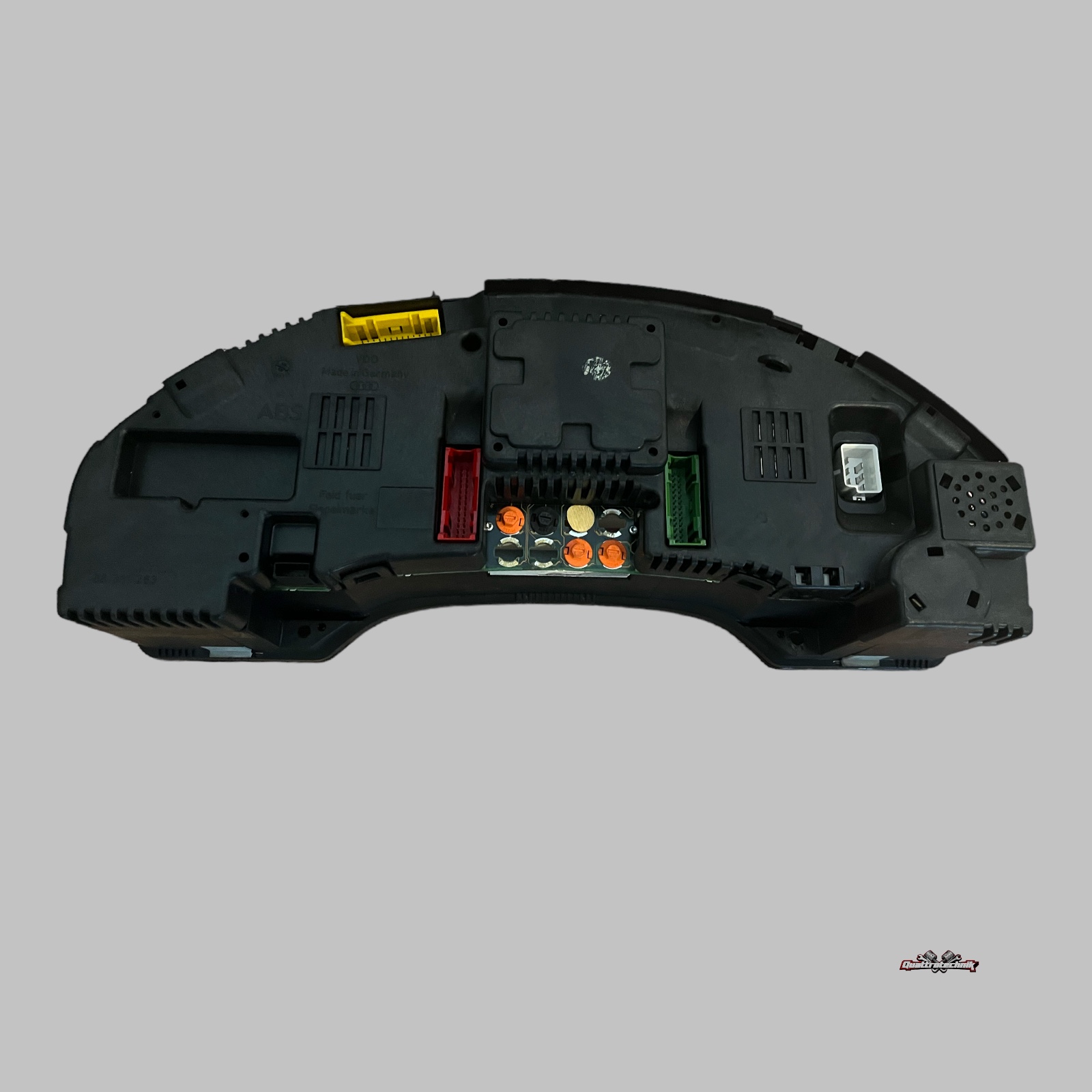 Audi A8 D2 VFl Tacho Kombiinstrument 4D0919033AC Km werden individuell angepasst