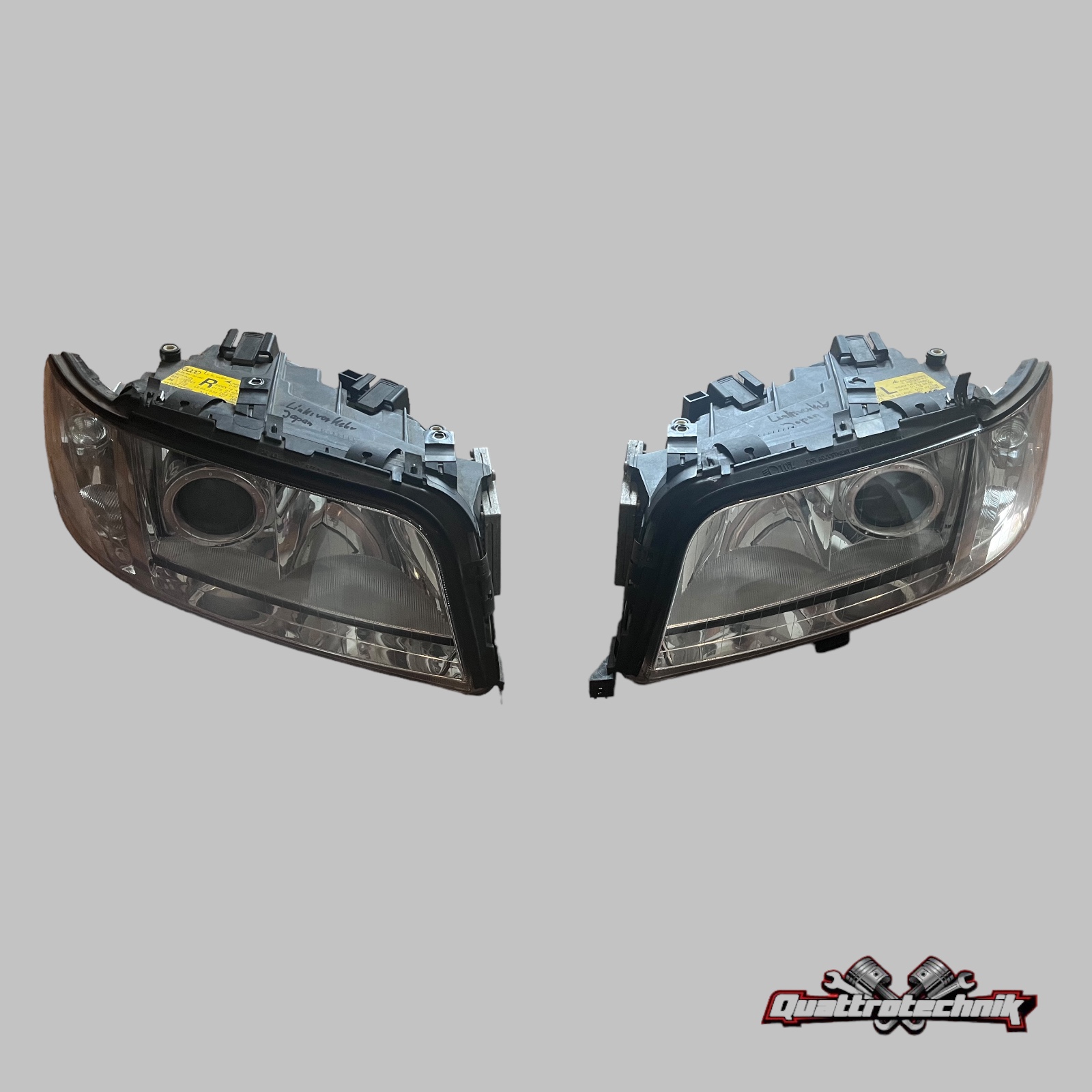 Audi A8 S8 W12 D2 Xenon Scheinwerfer SET Links & Rechts  nur Linksverkehr