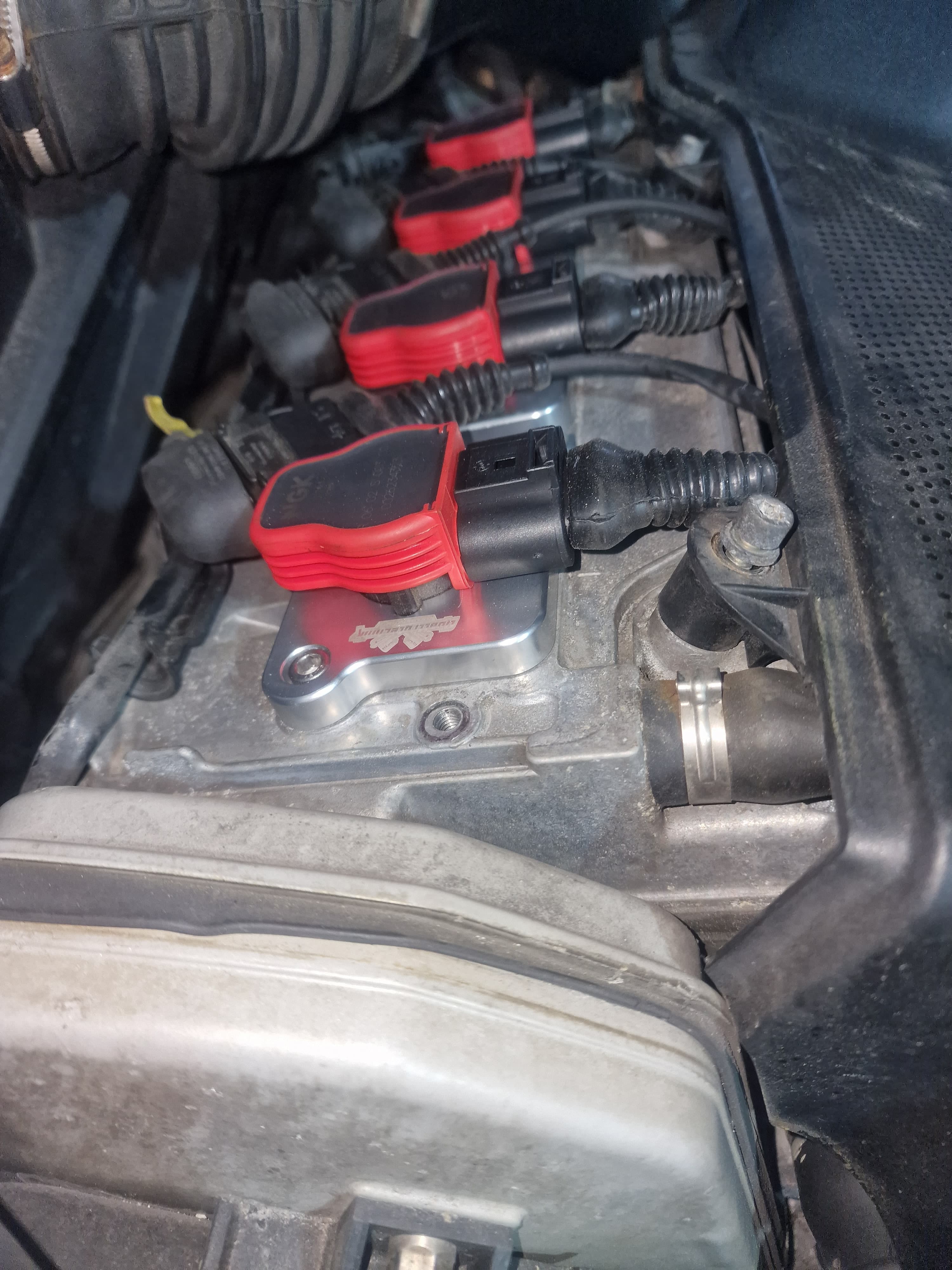 Umbauset TFSi Zündspulen Adpaterplatten Alu Audi A8 D2 4.2 3.7 32V Audi S6 Plus