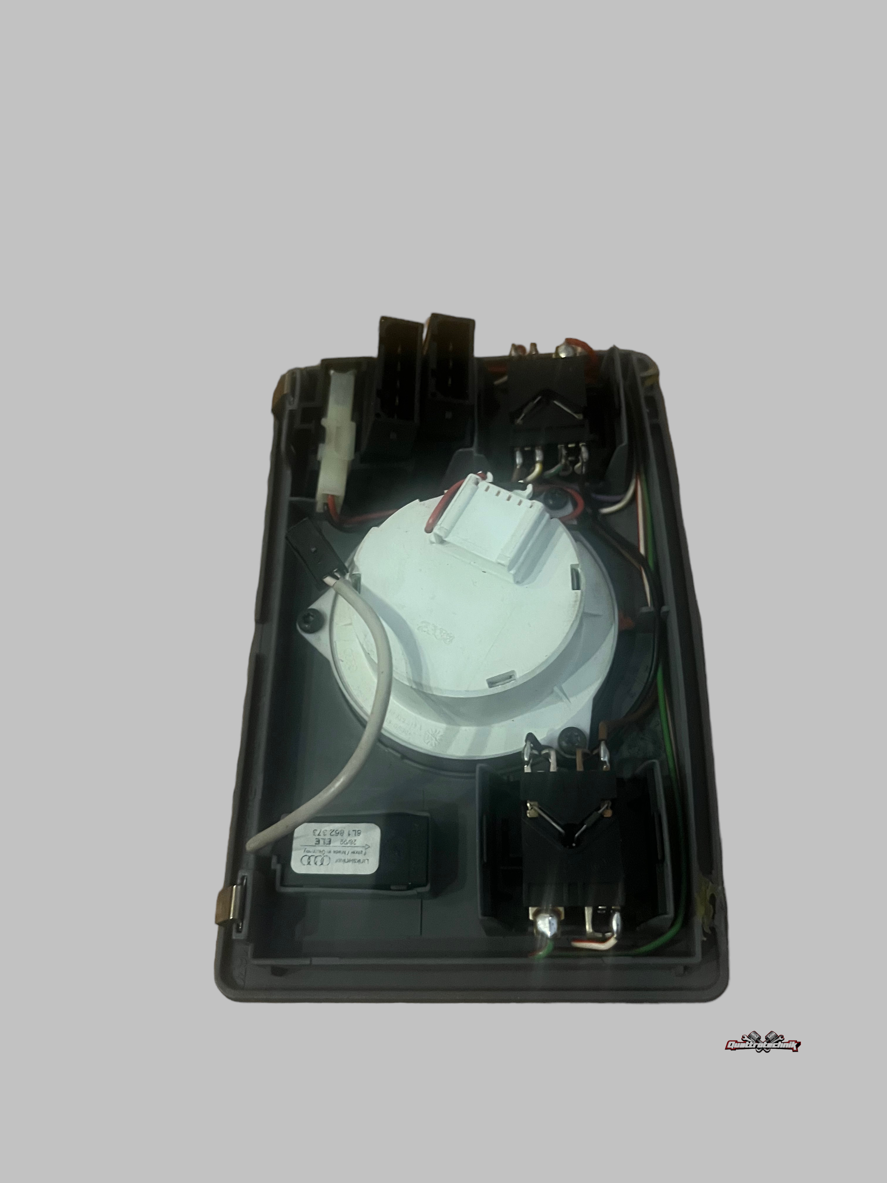 Audi A8 D2 Schiebedach Schalter Innenraumleuchte 4D0947303D Dunkelgrau Swing