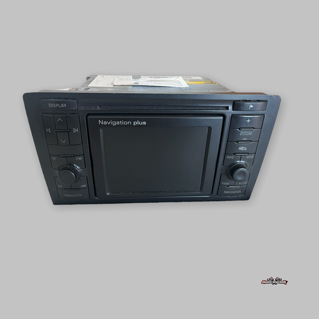 Audi A8 S8 W12 D2 ab 99´ Navigationssystem Radio Navi 4D0035192N mit Code