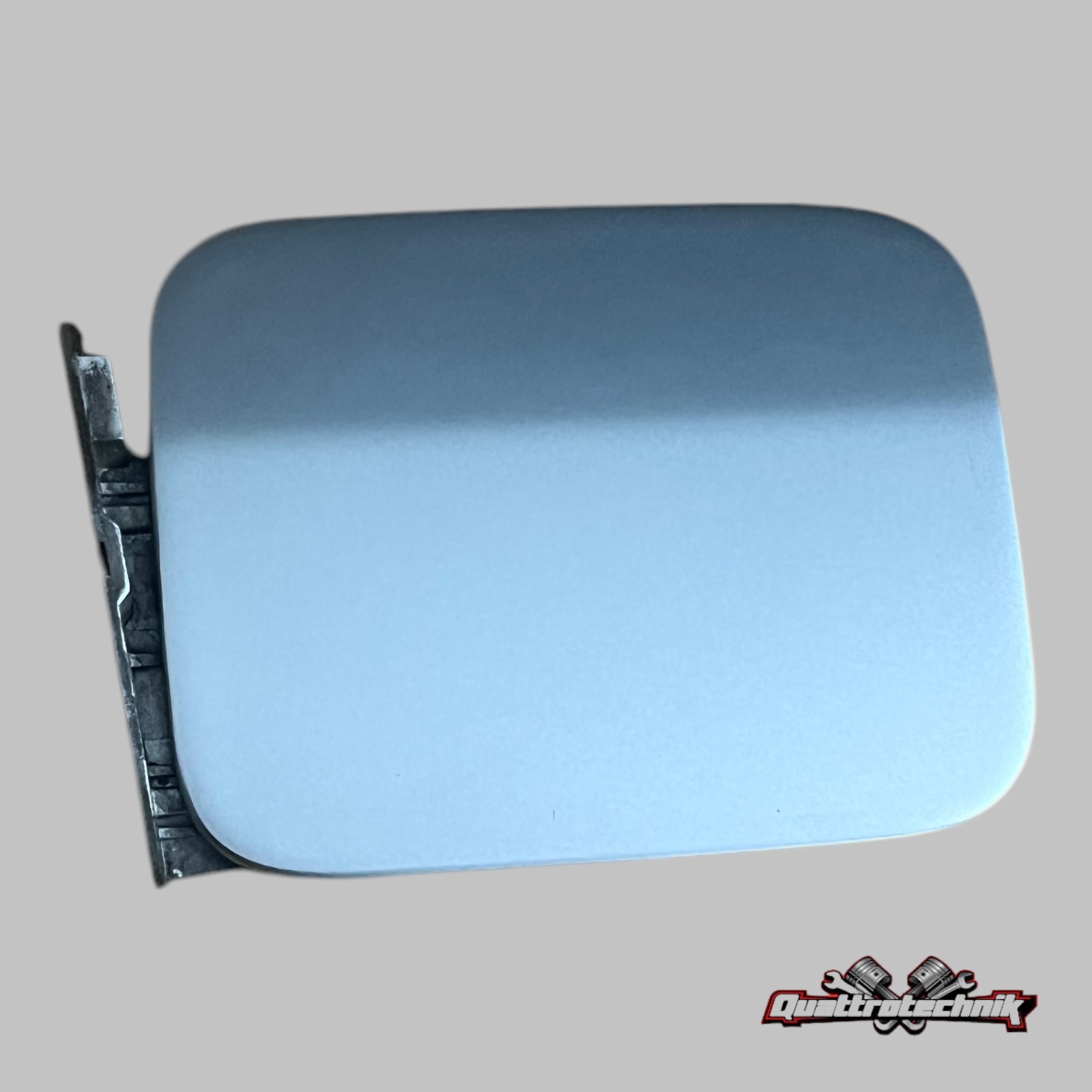Audi A8 S8 D2 4D Tankklappe Tankdeckel Deckel 4D0809905B LY7W Lichtsilber  94-02