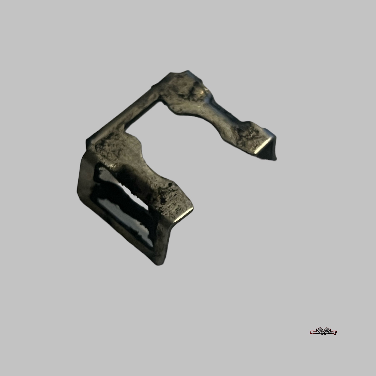 Audi VW Halteklammer Klammer Halter für Einspritzdüsen 077906037A