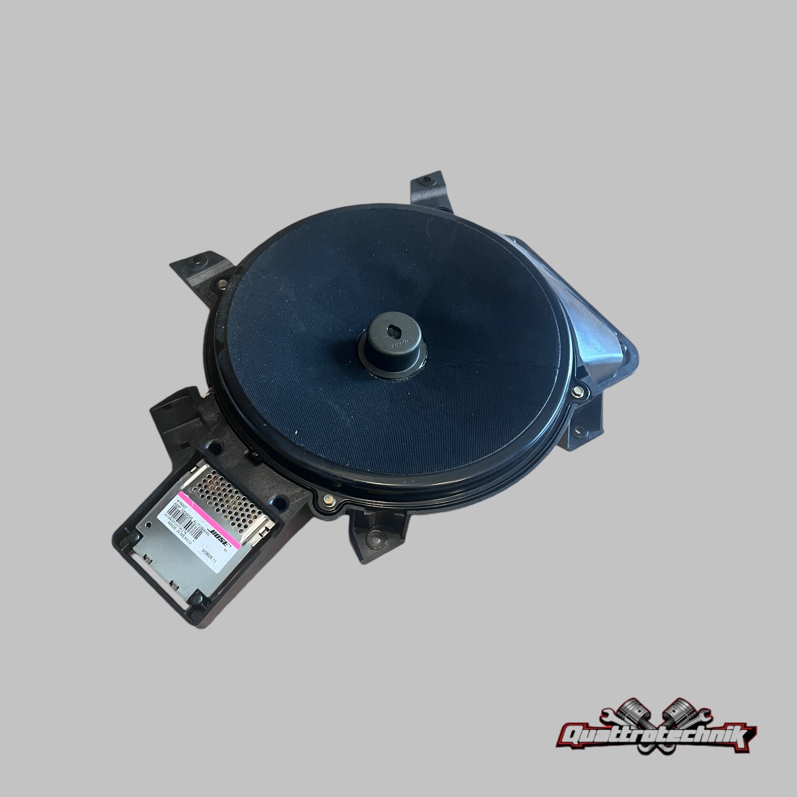 Audi A8 4E Limo Original Lautsprecher Subwoofer Hecklautsprecher Bose 4E0035412A