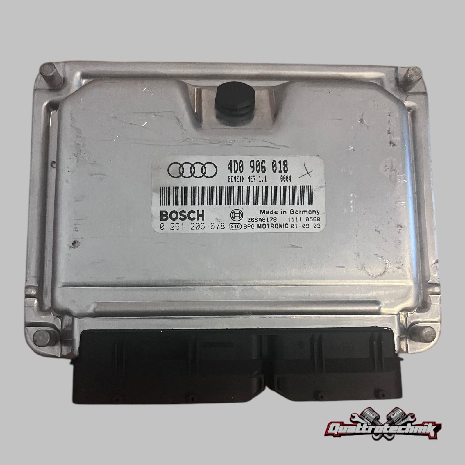 Original Audi A8 D2 4D W12 6.0 AZC Motorsteuergeräte 4D0906018
