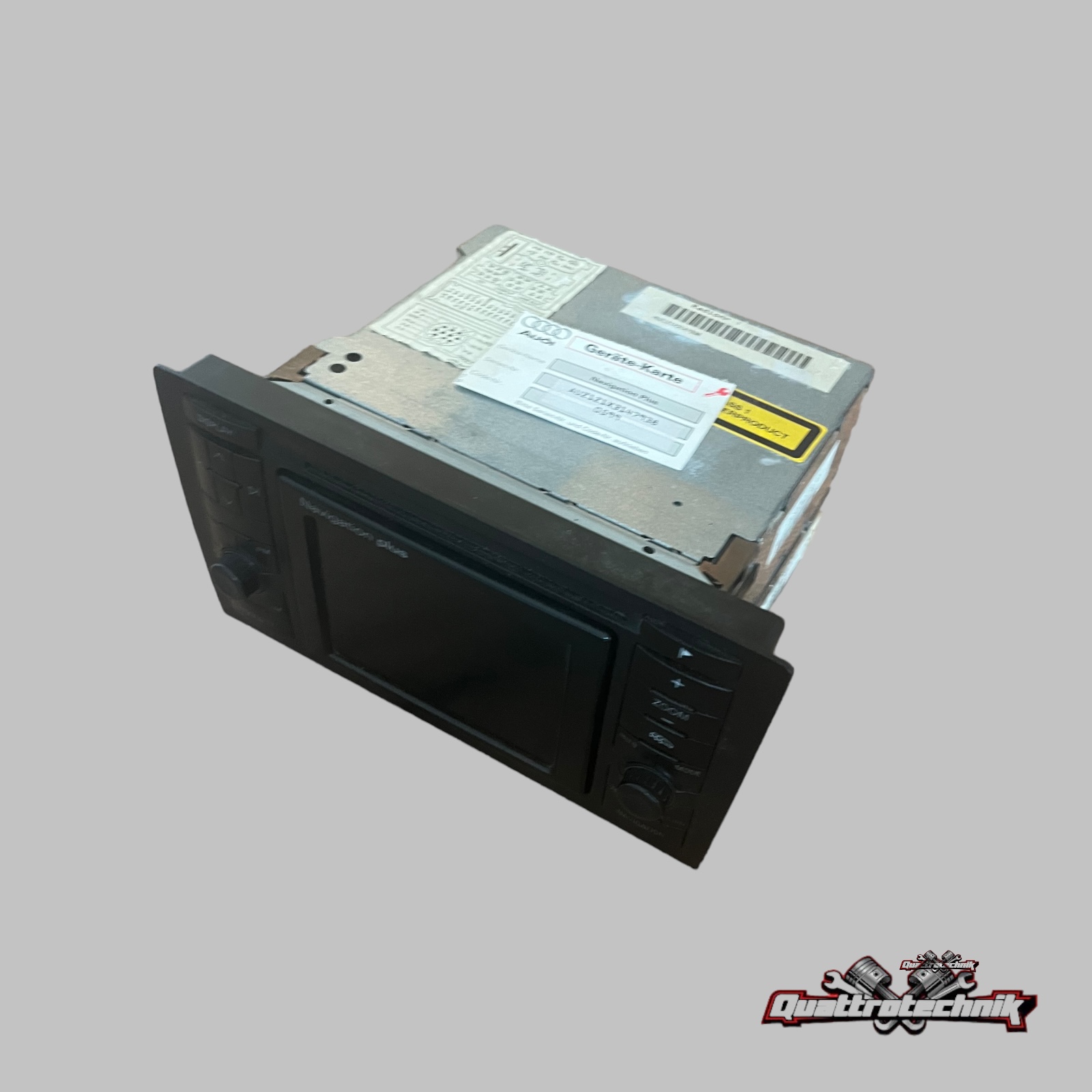 Audi A8 S8 W12 D2 Navigationssystem Radio Navi 4D0035192E ab 99 mit Code