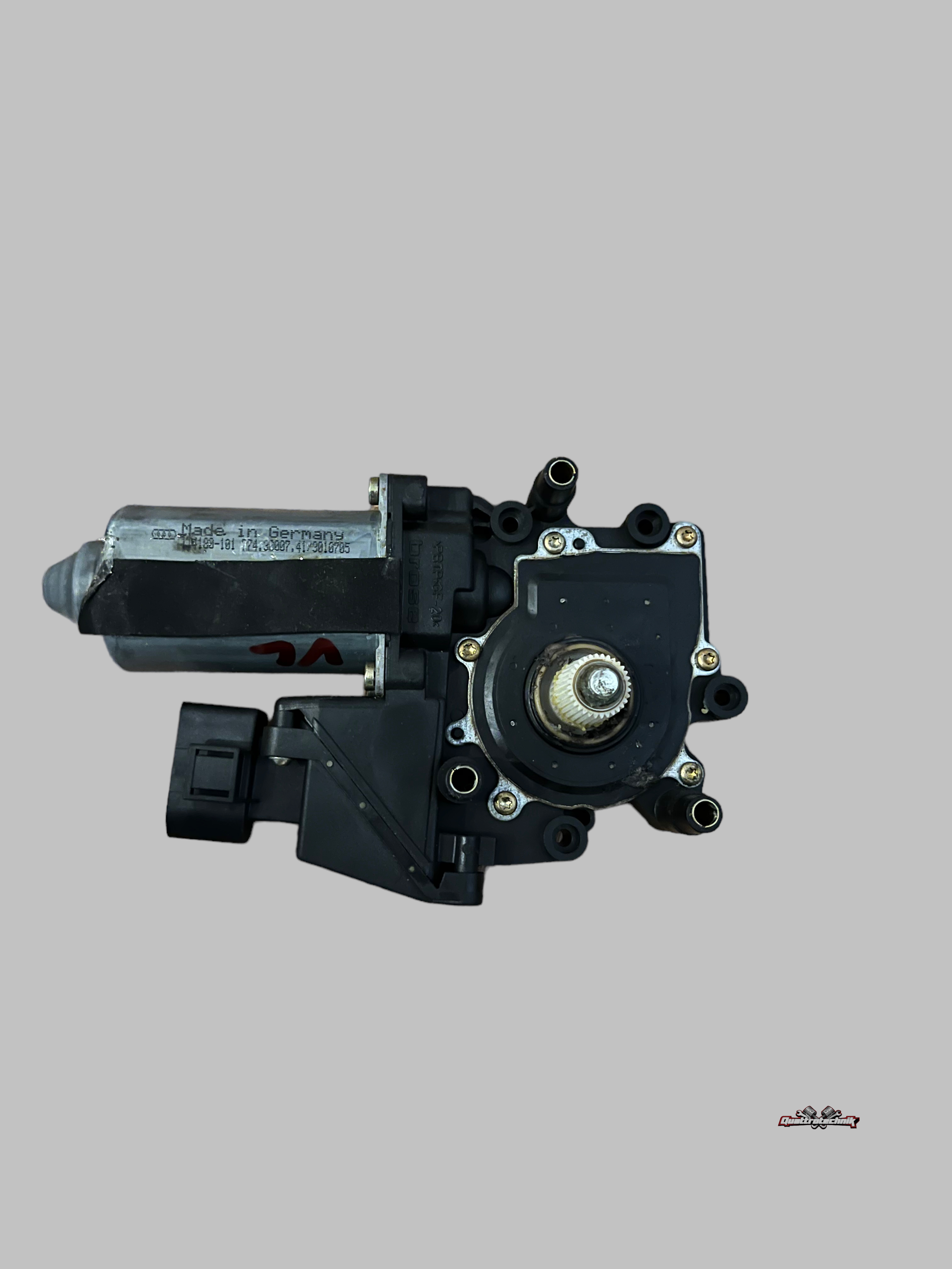 Audi A8 S8 W12 D2 Fensterhebermotor Fensterheber Motor 4D0959801G vorn links