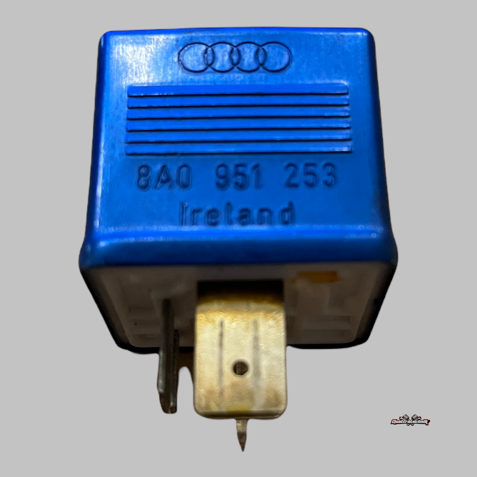 Relais "202" Kraftstoffpumpe für Audi A4 A6 S6 A8 S8 V8 VW Passat 8A0951253