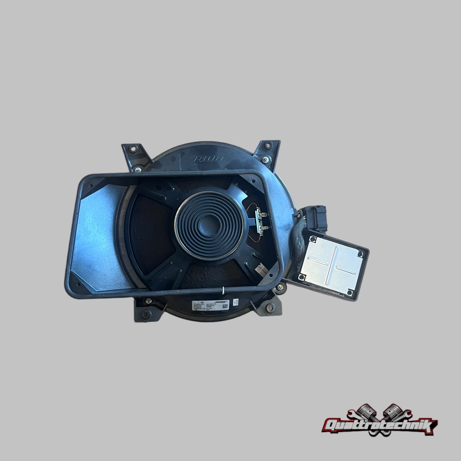 Audi A8 4E Limo Original Lautsprecher Subwoofer Hecklautsprecher Bose 4E0035412A