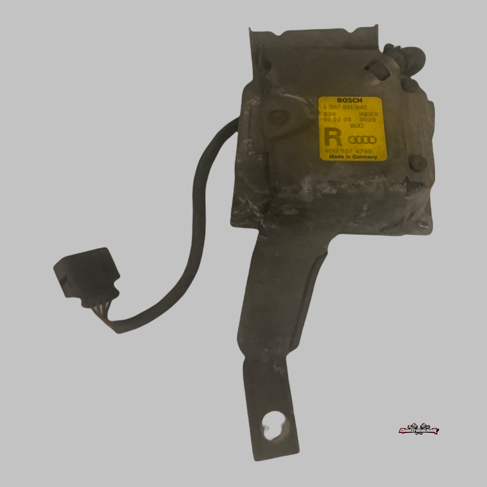 Audi A8 S8 W12 D2  Xenon Steuergerät Vorschaltgerät + Halter rechts 4D0907474B
