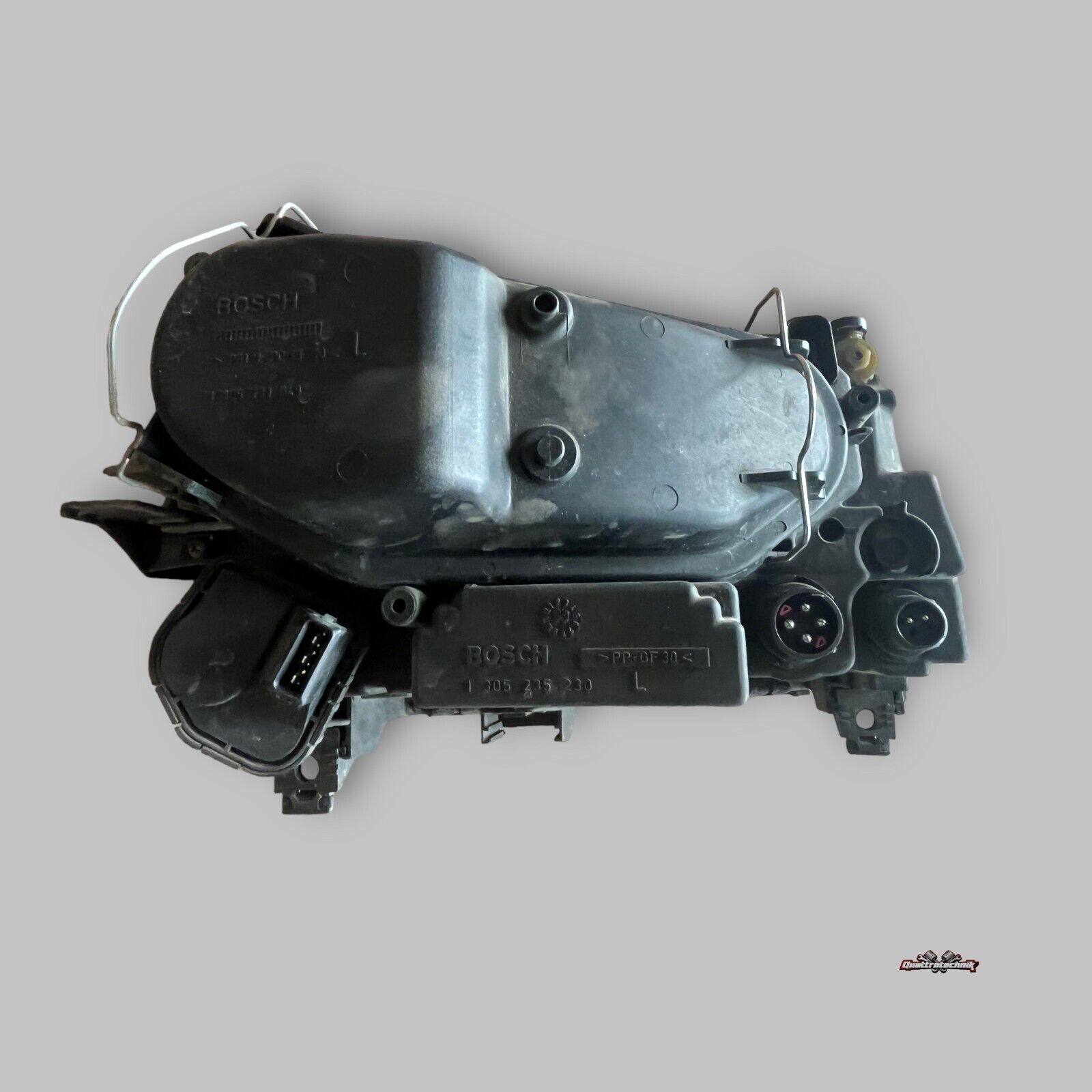 Audi A8 D2 original Scheinwerfer Lampe Halogen links 4D0941003 4 Polig