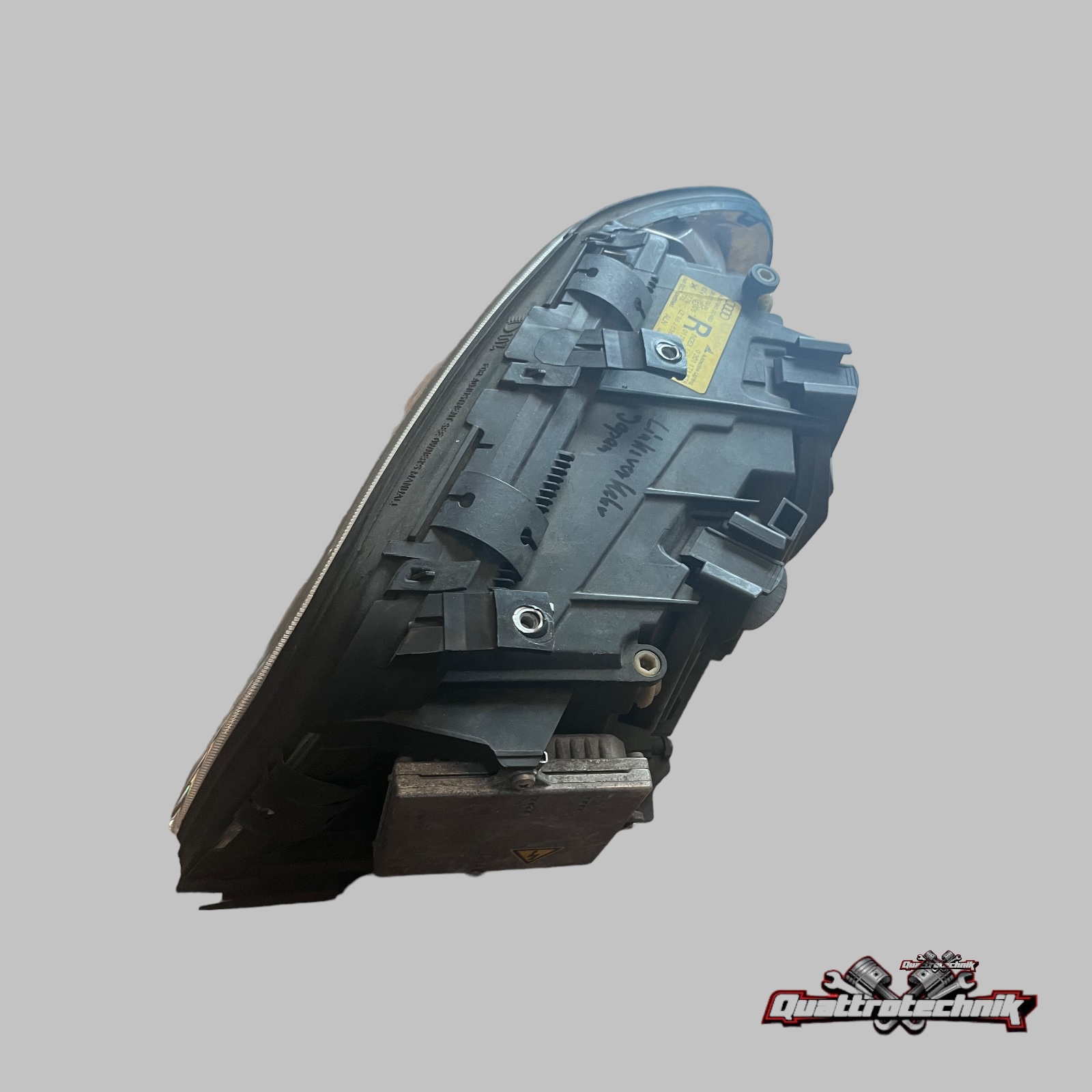 Audi A8 S8 W12 D2 Xenon Scheinwerfer SET Links & Rechts  nur Linksverkehr