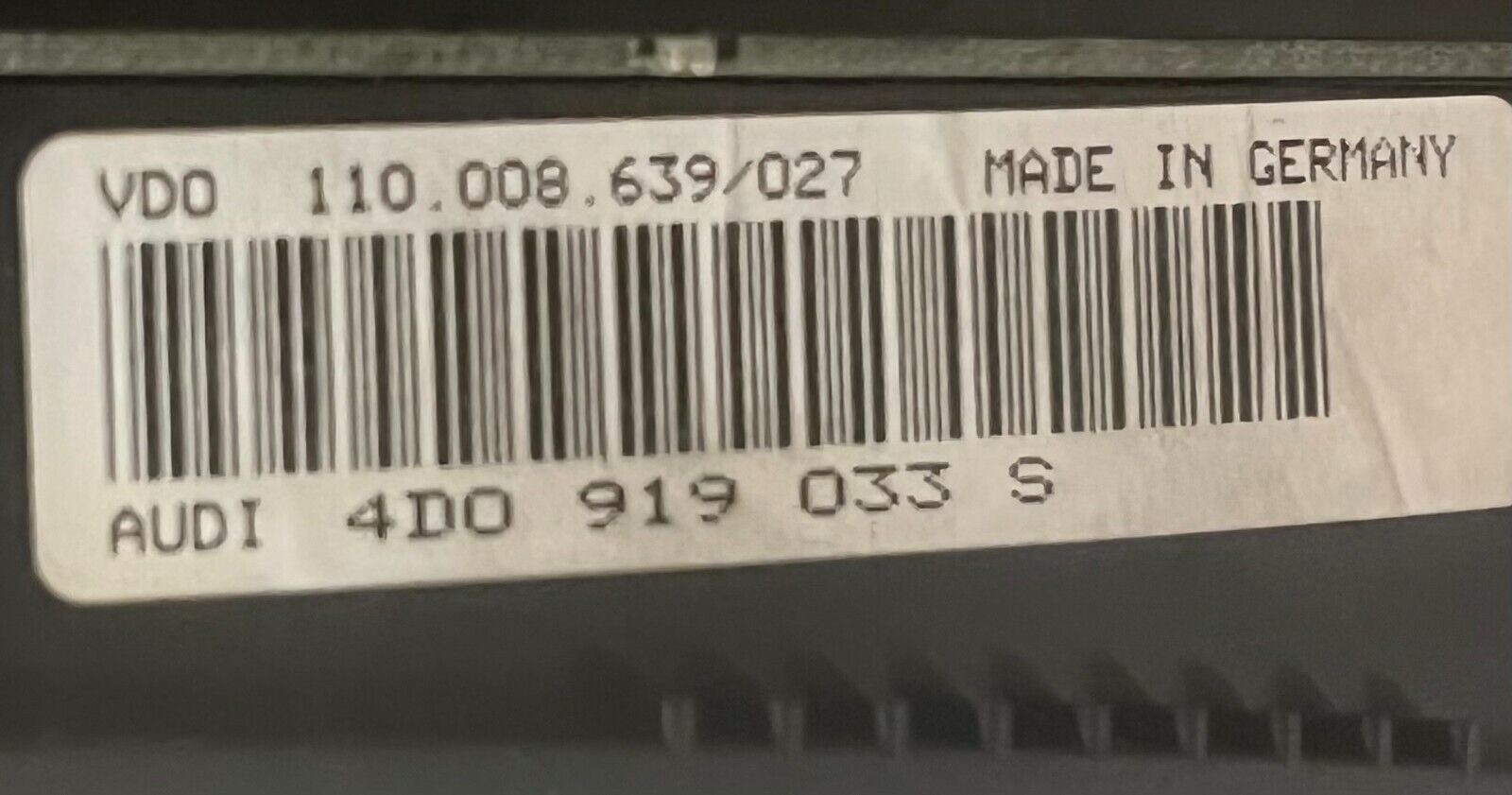 Tacho Kombiinstrument Audi S8 D2 VFL -98  4D0919033S Km-Stand: 8 Km!! Benzin
