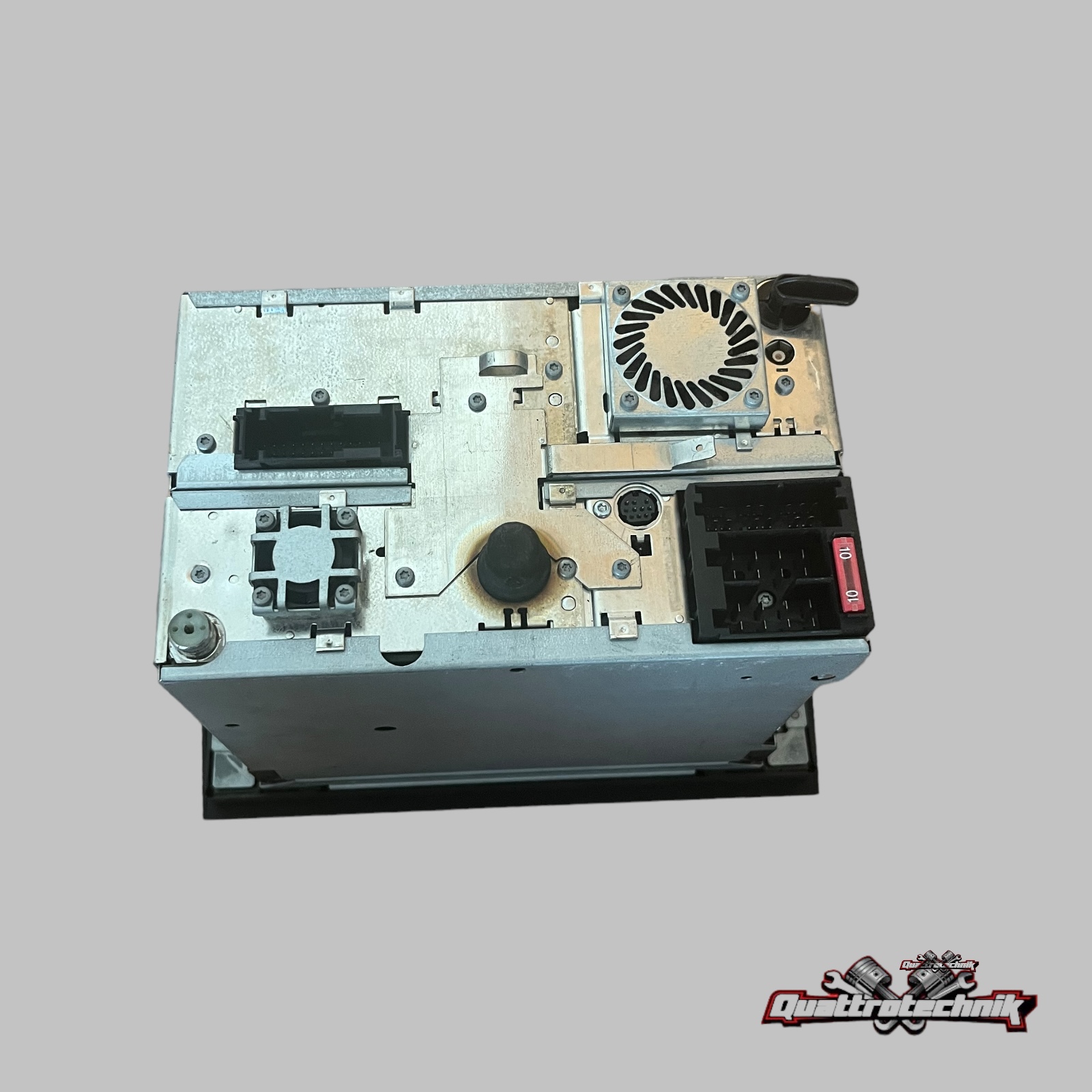 Audi A8 S8 W12 D2 Navigationssystem Radio Navi 4D0035192E ab 99 mit Code