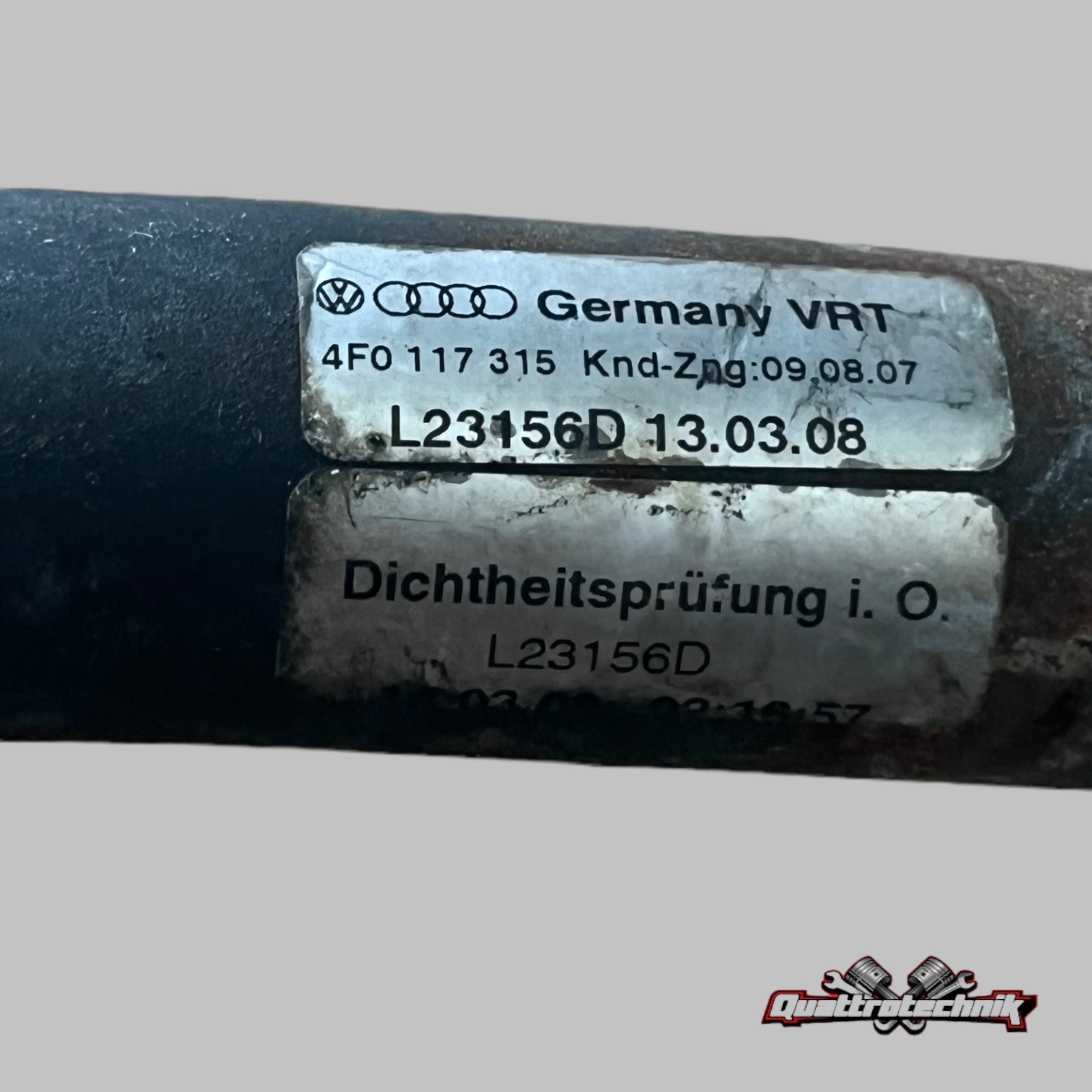 Original AUDI RS6 4F Öldruckleitung für Motorölkühlung 4F0117315