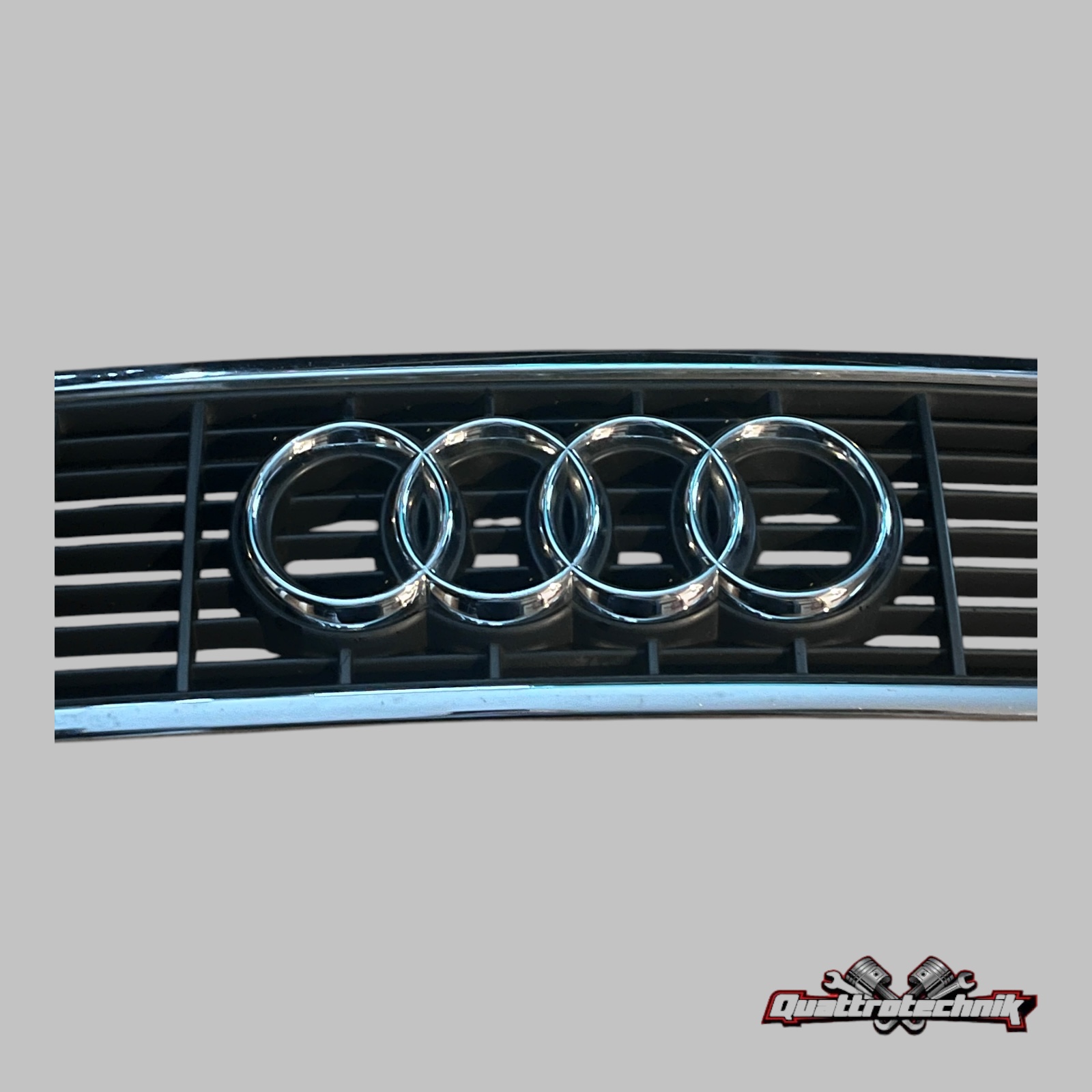 ORIGINAL S8 Audi A8 S8 D2 Kühlergrill Grill Frontmaske VFL 94 -98 4D0853651H