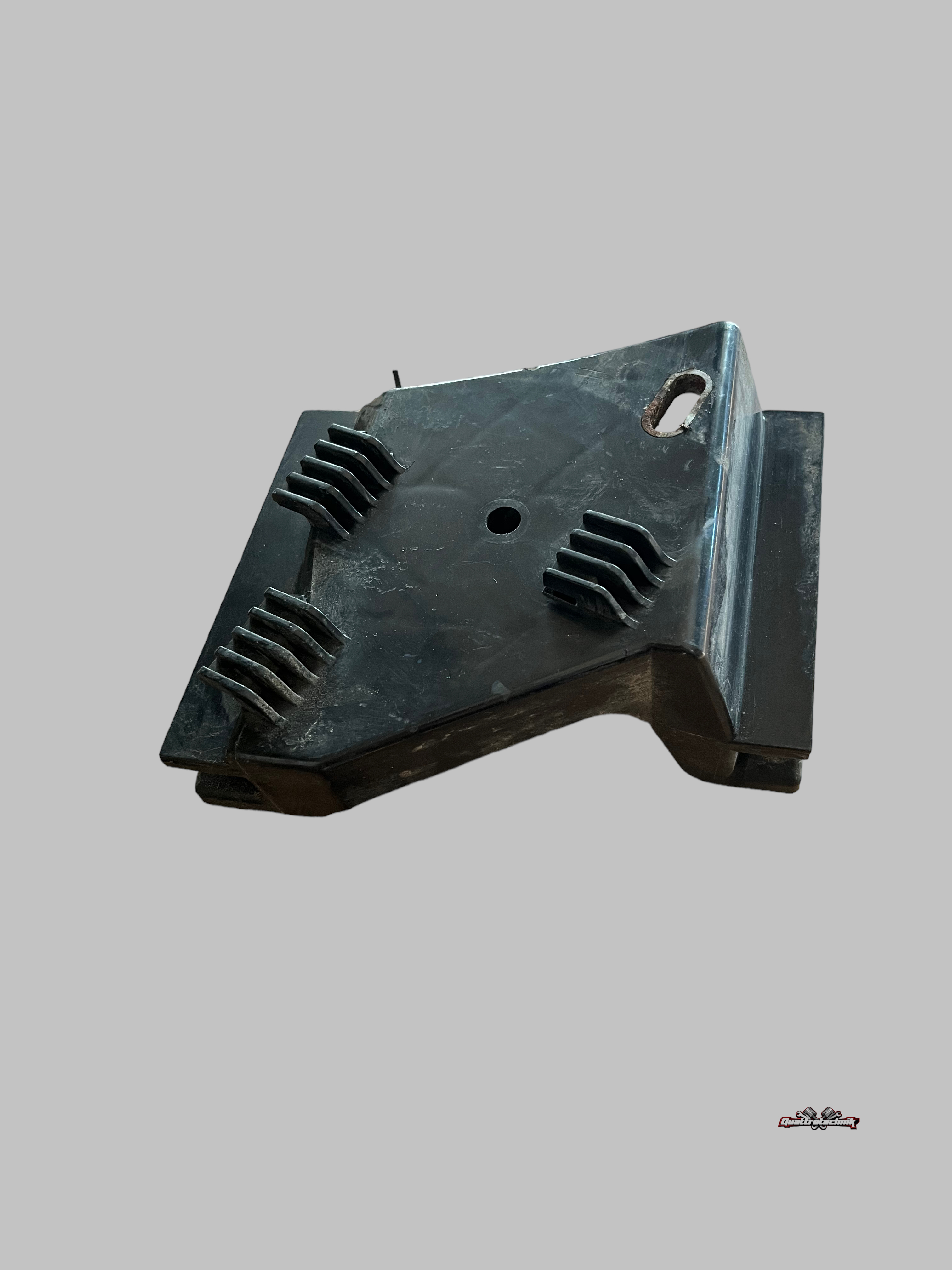 Audi A8 S8 W12 D2 Führungsteil Halter Stoßstange hinten rechts 4D0807572
