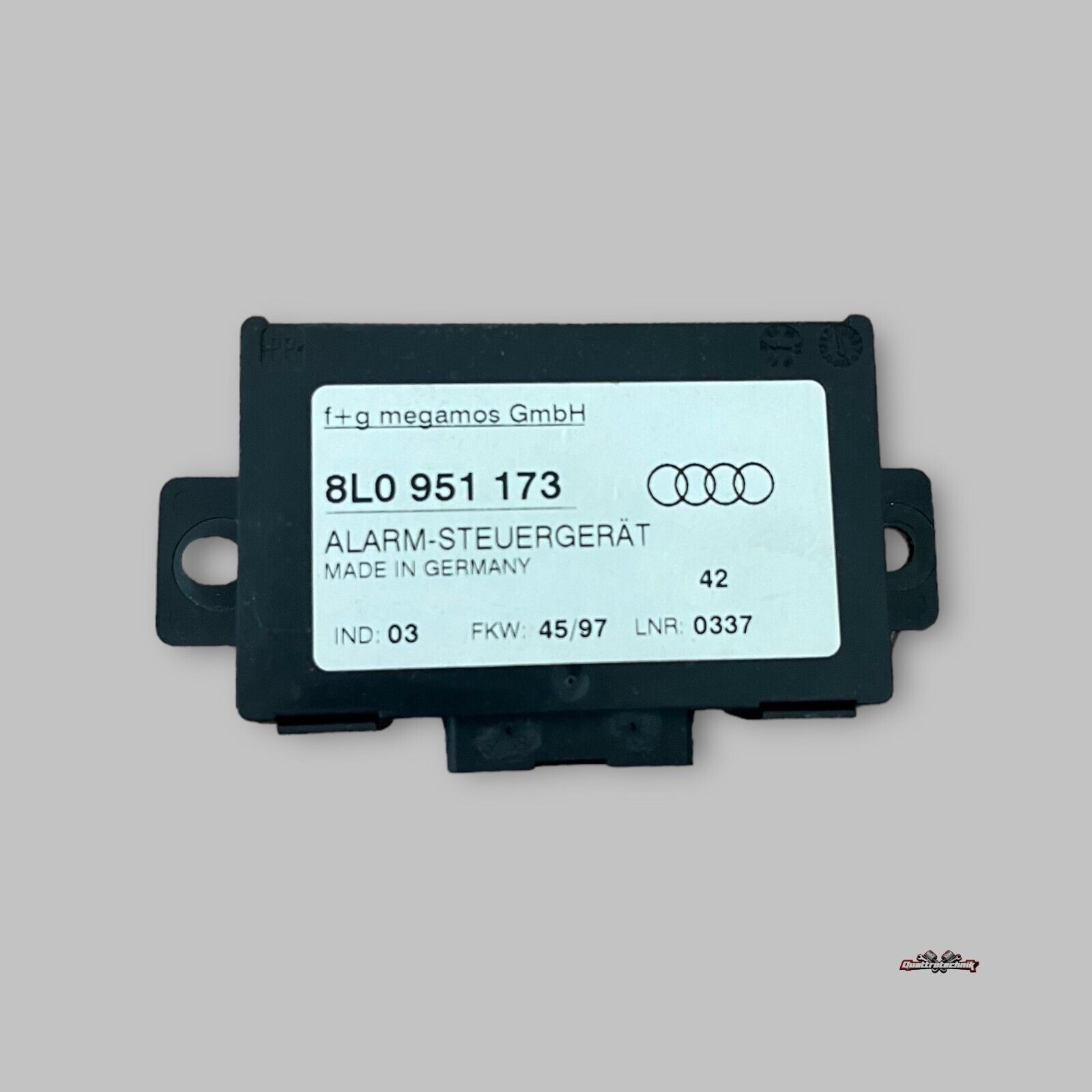 Alarm Steuergerät Bewegungsmelder Audi A3 S3 8L A6 4B C5 A8 D2 4D  8L0951173