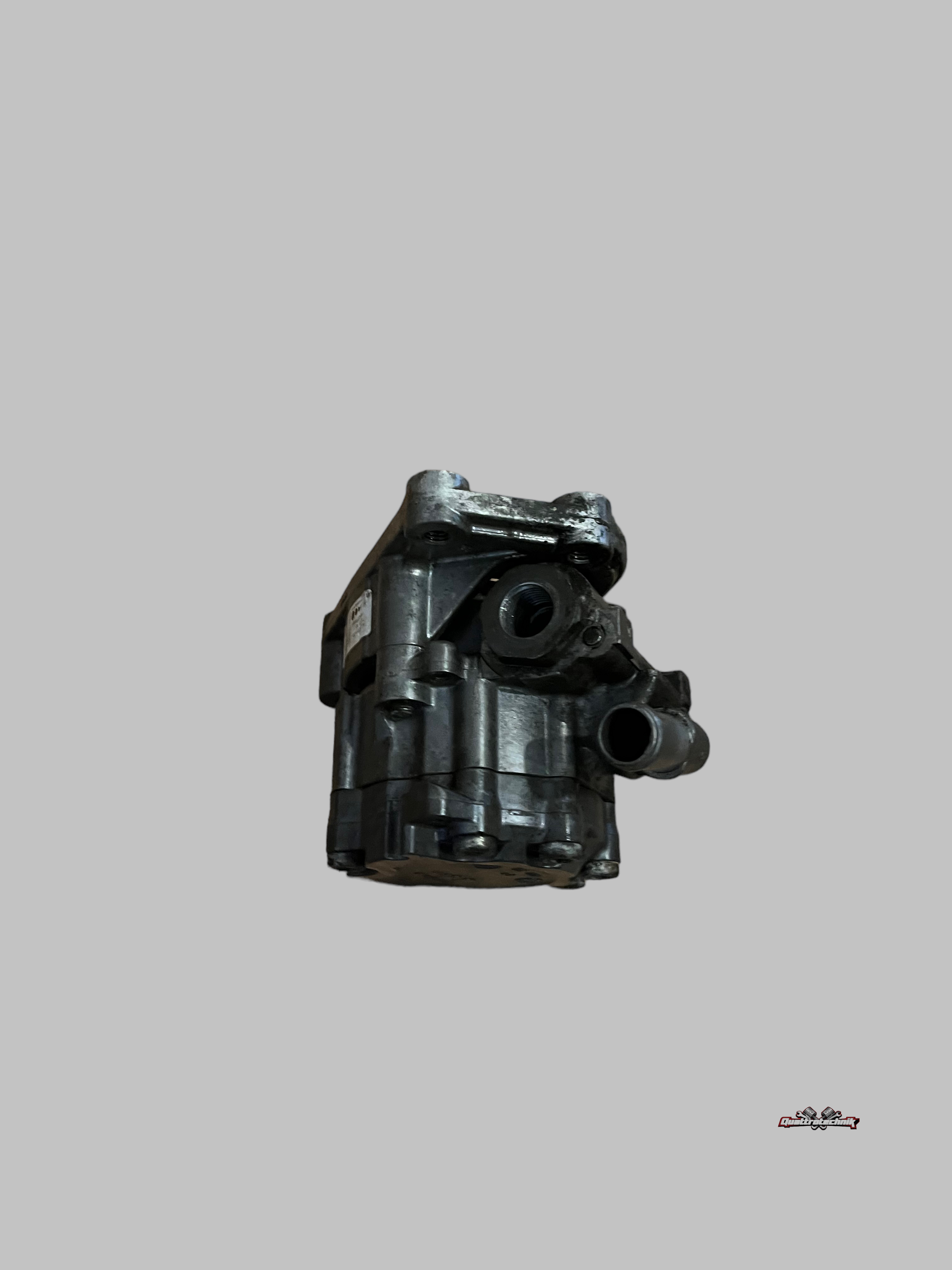 AUDI RS6 4F C6 5.0 V10 BUH Servopumpe Servolenkung ZF Lenkpumpe 4F0145157