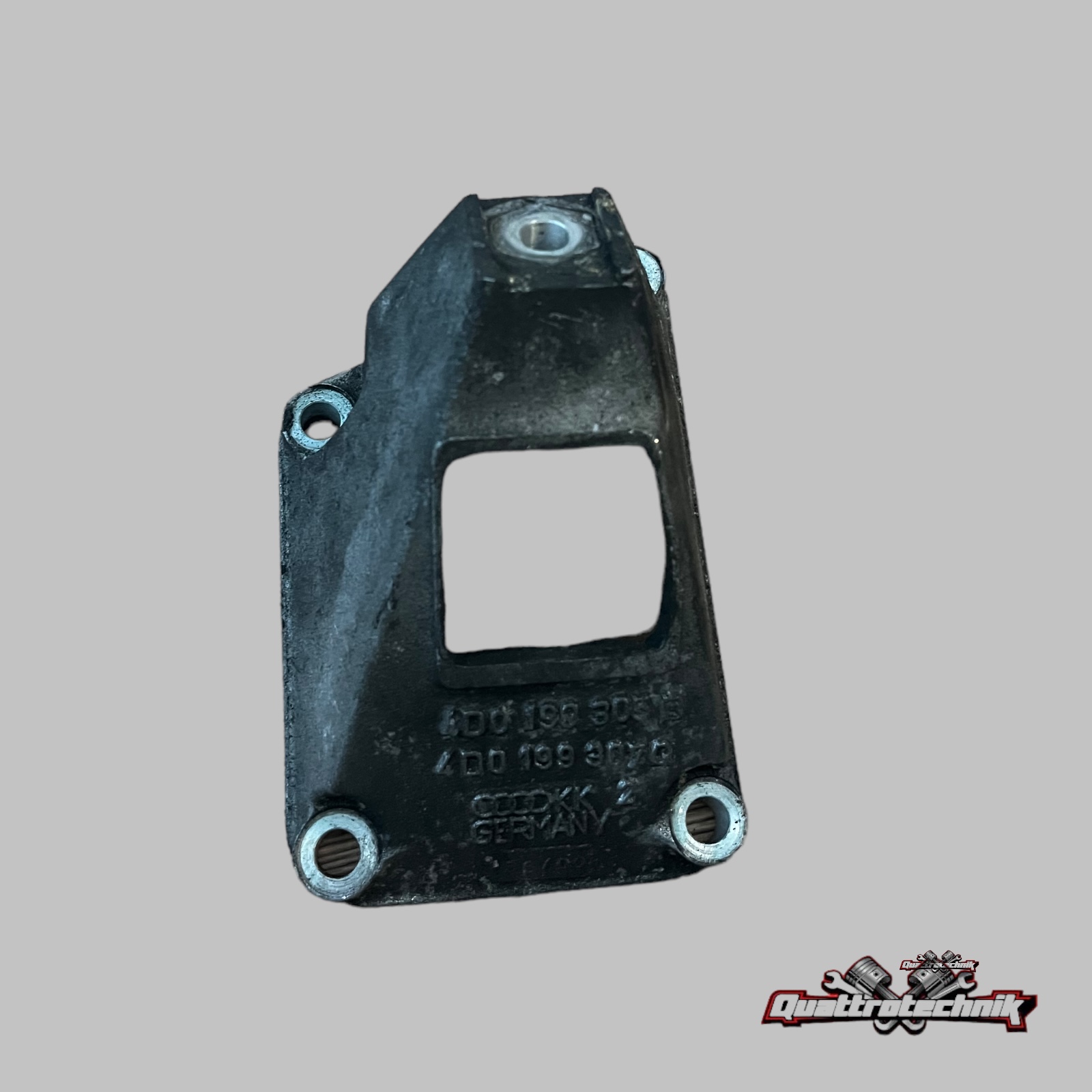 Audi A8 D2 2.5 TDI AFB AKN AKE Motorhalter Stütze links 4D0199305B