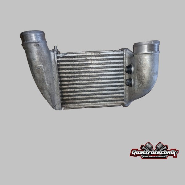 Audi RS6 4B 4.2l 8 Zylinder BCY BRV Ladeluftkühler rechts 077145806F